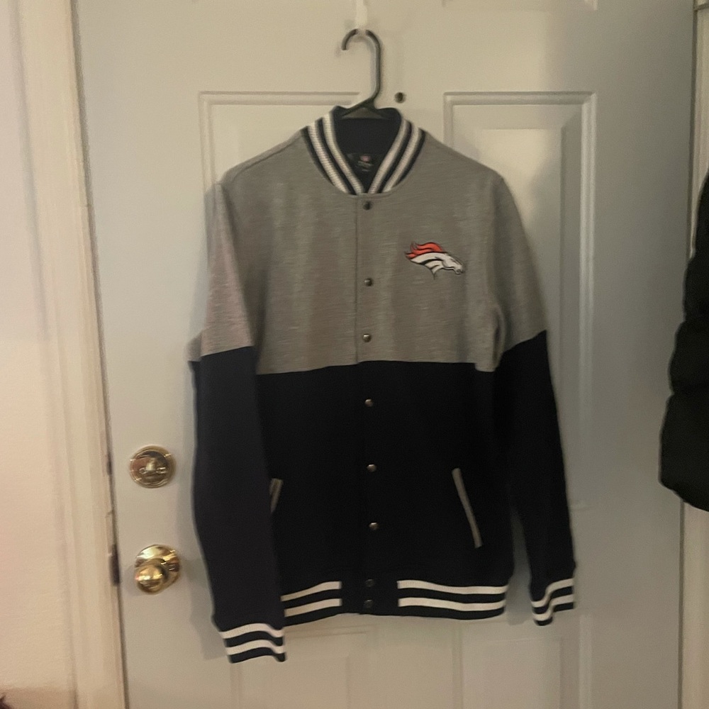 Denver Broncos Team Apparel Logo Youth XL Fleece Jacket Sweatshirt Youth
